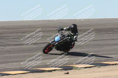 media/Oct-13-2025-Moto Forza (Mon) [[a66d839500]]/4-C Group/Session 2 (Bowl)/